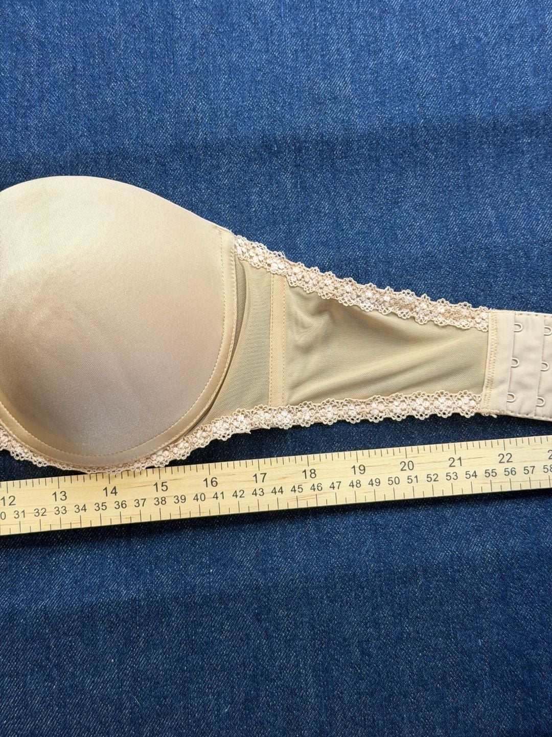 b.tempt'd by Wacoal Strapless Bra 32DD Beige 10