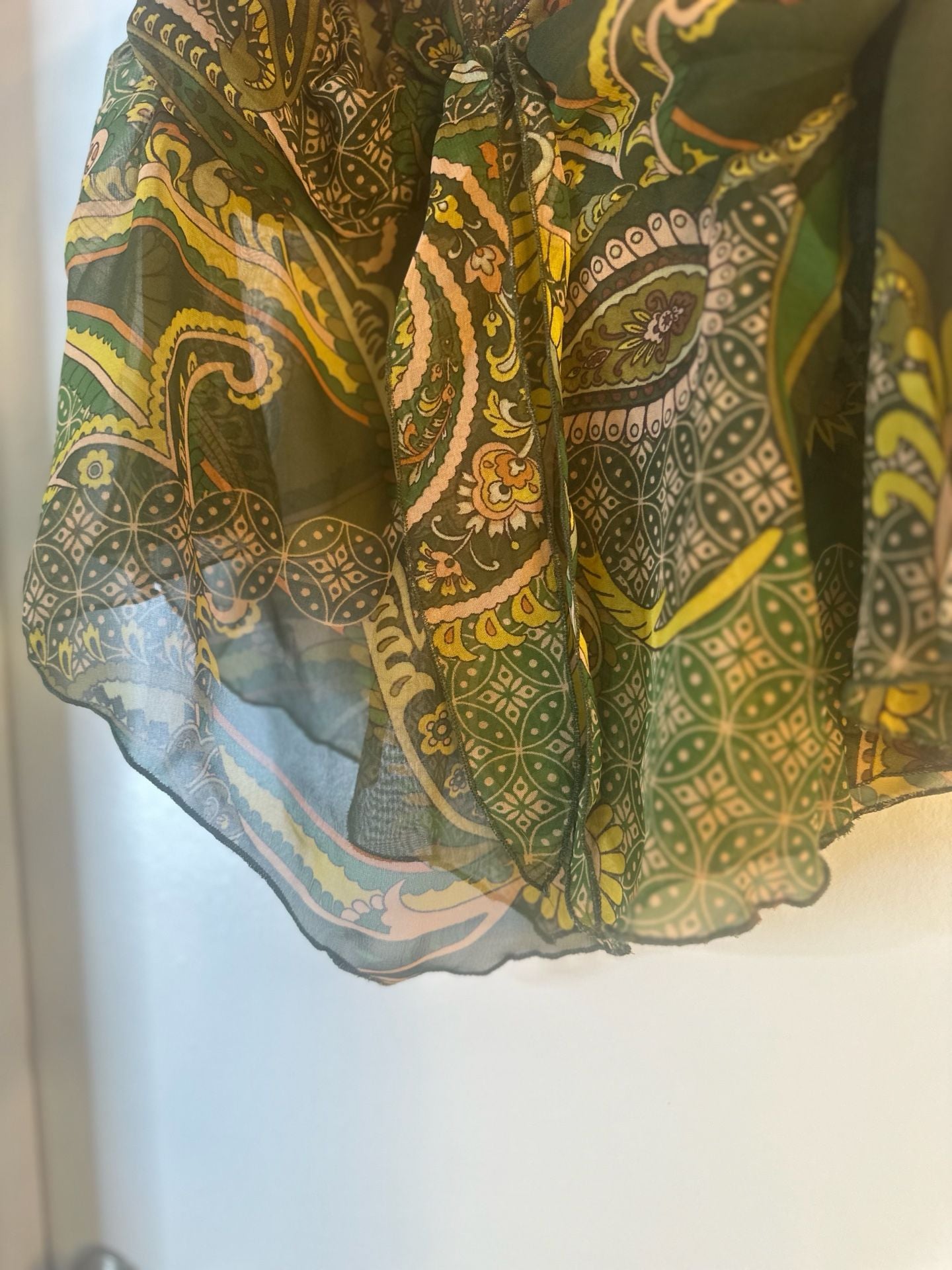 Live 4 Truth Paisley Print Sheer Scarf Top 9