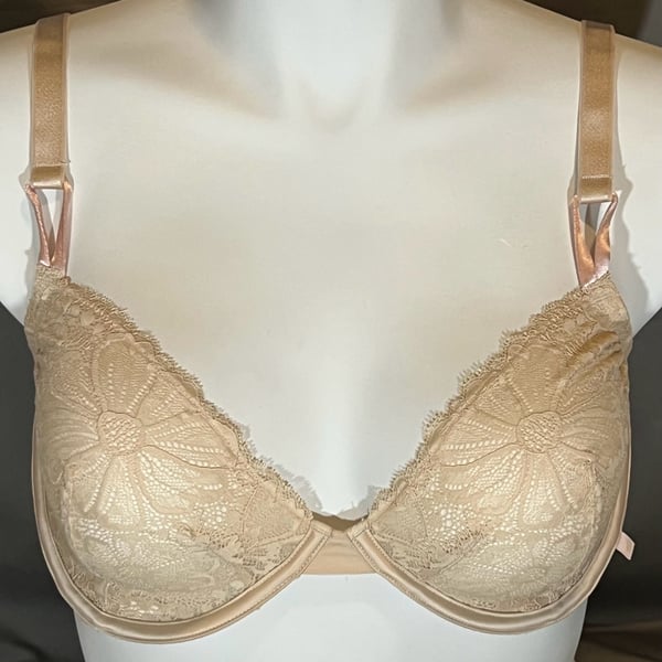 Victoria's Secret Unlined Demi Bra 38DDD Beige Lace