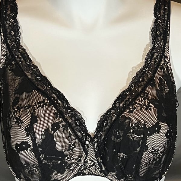 Cacique Black Lace Underwire Bra 38DDD