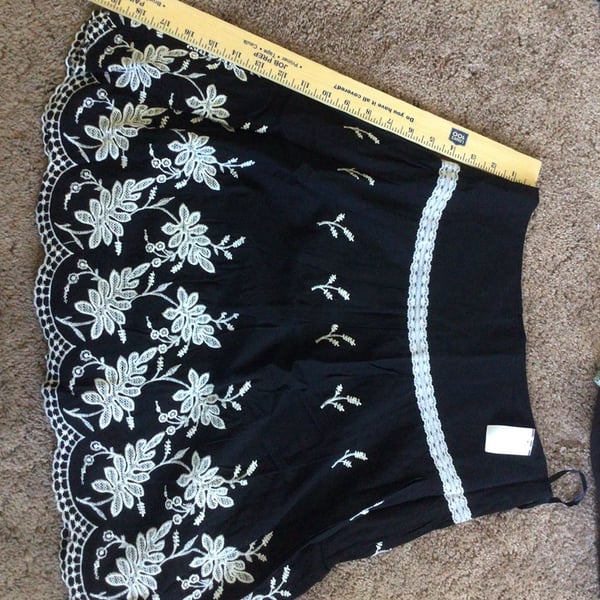 Geric New York Black Embroidered Lace Trim Skirt