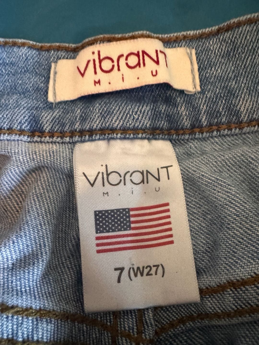 Vibrant M.I.U. Distressed Straight Leg Jeans Size 7 (W27) 4