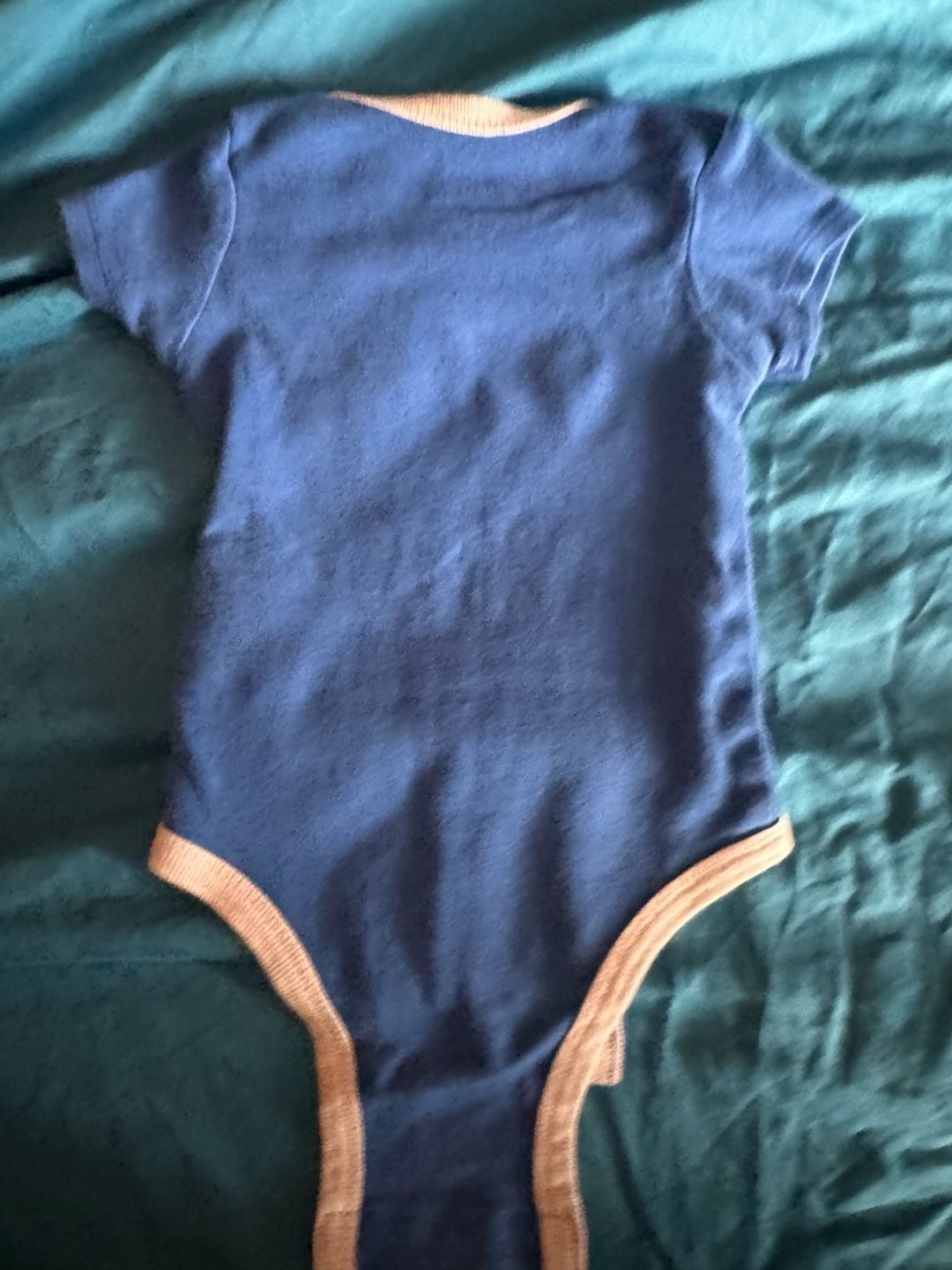 Nike Baby Bodysuit and Hat Set 0-6M 5