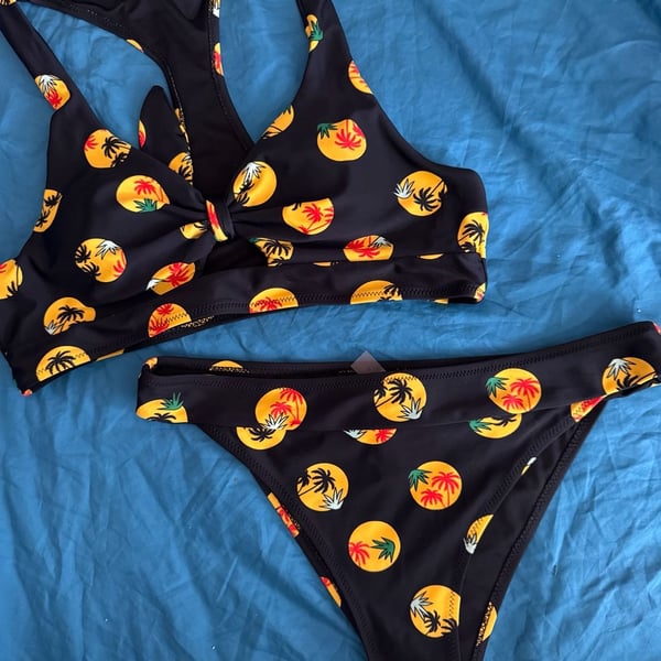 Cupshe Women's Palm Tree Print Bikini Set Size M
