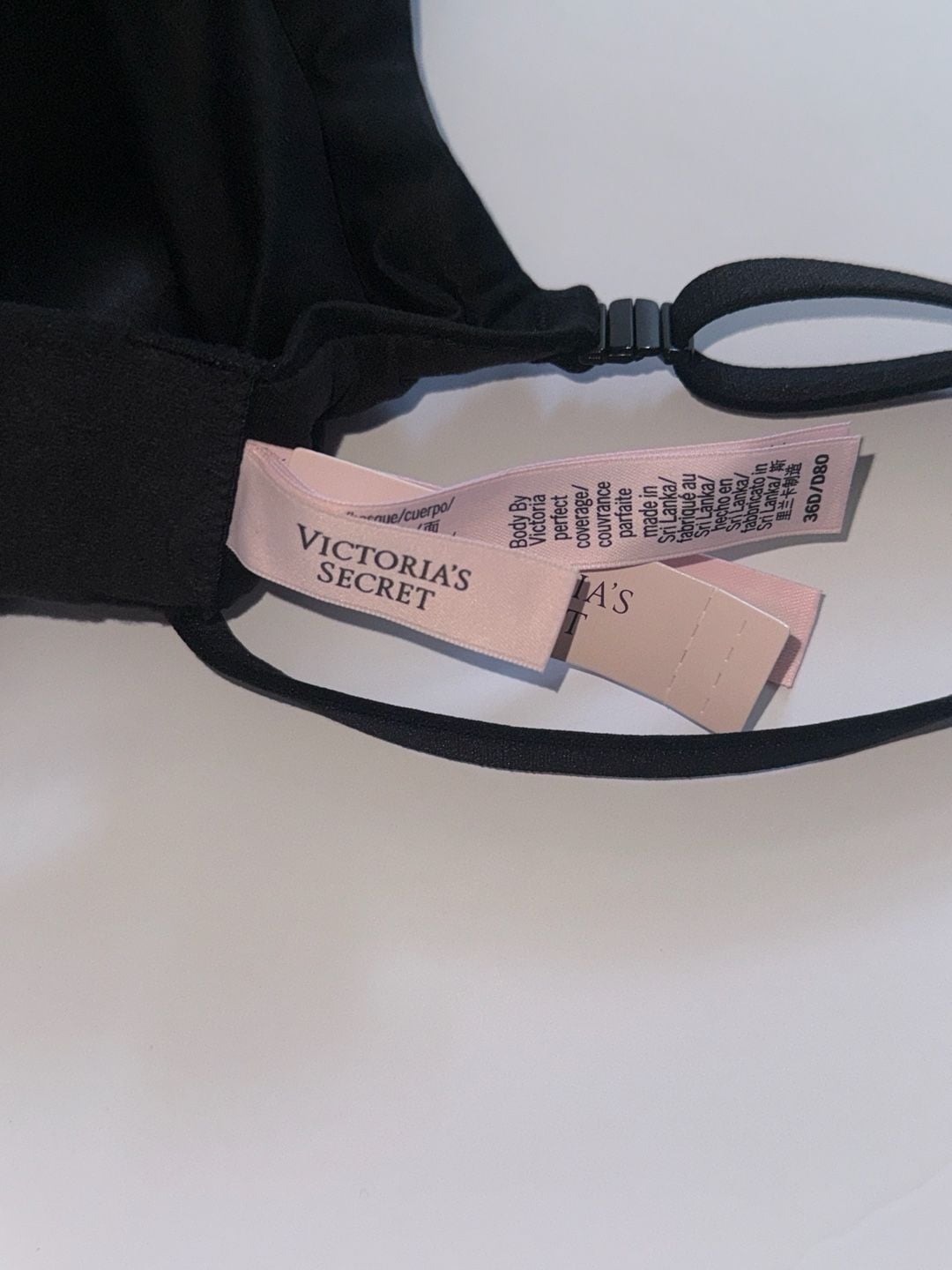 Victoria's Secret Body By Victoria 36D Bra and Logo Tote Bag Set 10