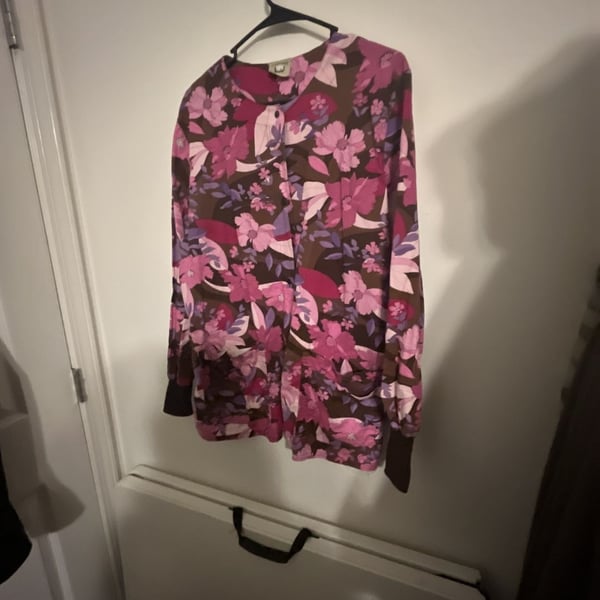 Cottonality Floral Print Button-Front Scrub Jacket