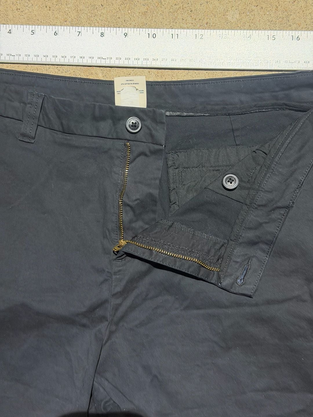 Magellan Outdoors Black Cotton Blend Shorts Size 16 4