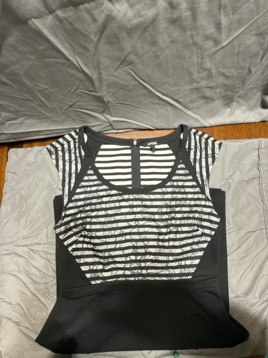 Apt. 9 Women's Black and White Striped Lace Overlay Dress Size 4 6