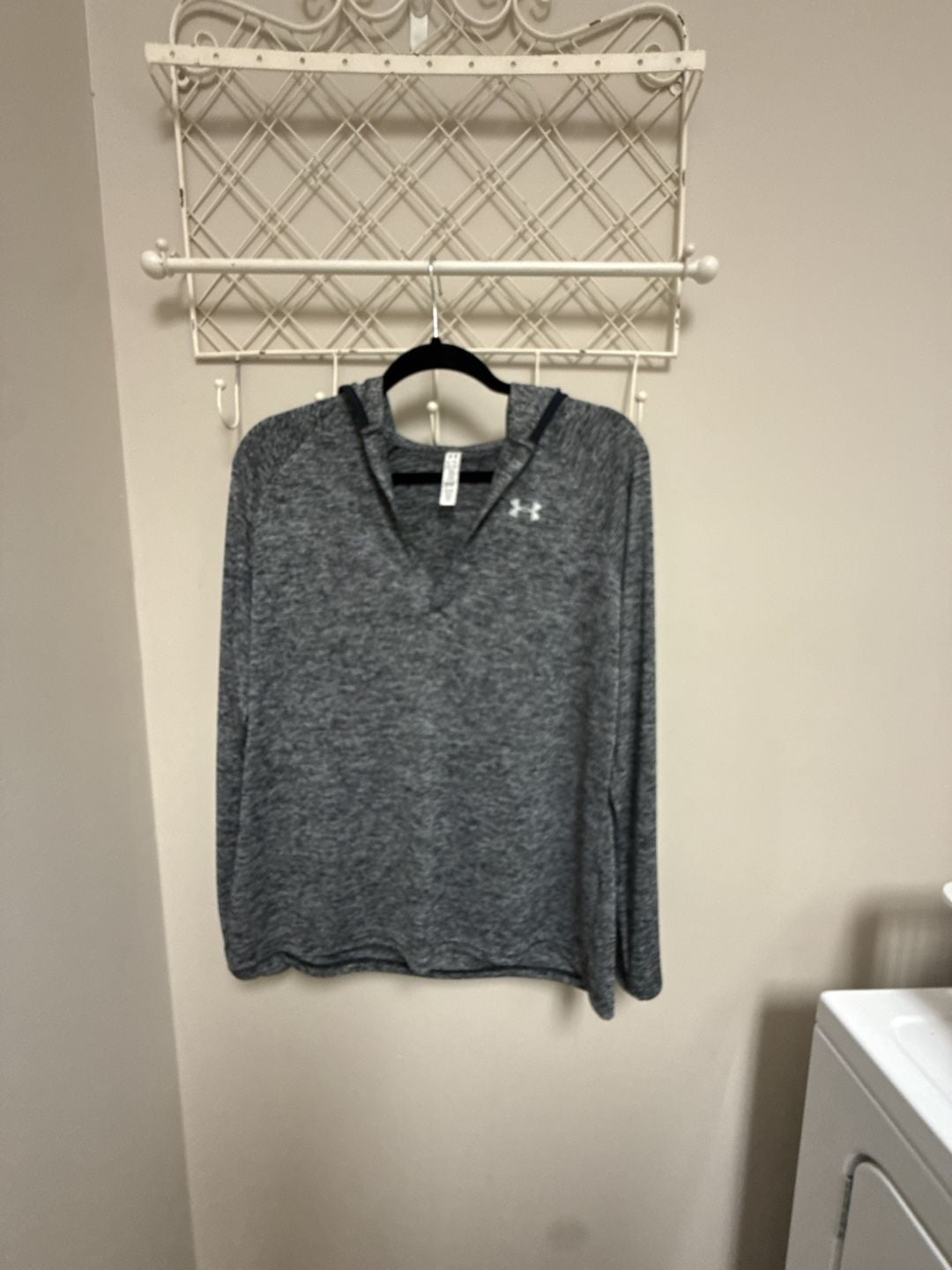 UNDER ARMOUR Women's UA Tech Hooded Henley Long Sleeve Shirt NWT SIZE: SMALL 2