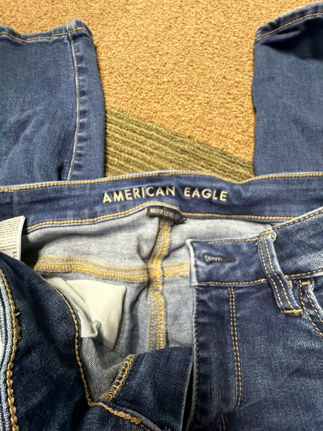 American Eagle Next Level Stretch Distressed Skinny Jeans Size 8 Short 3