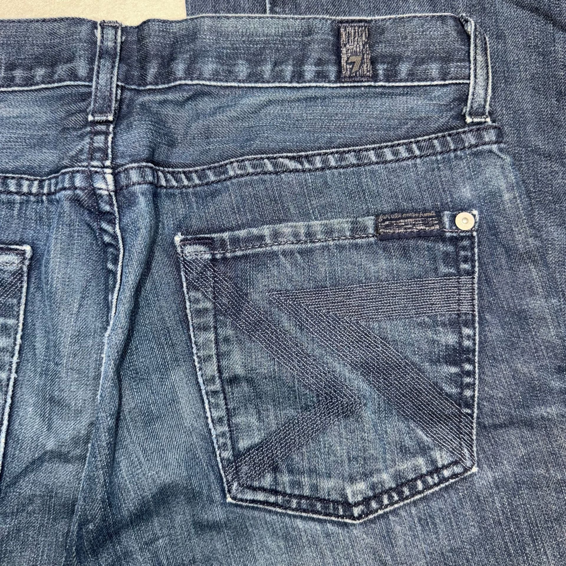 7 For All Mankind Bootcut Jeans Womens Size
29 Medium Wash Bootcut Low Rise Y2K Vintage 7