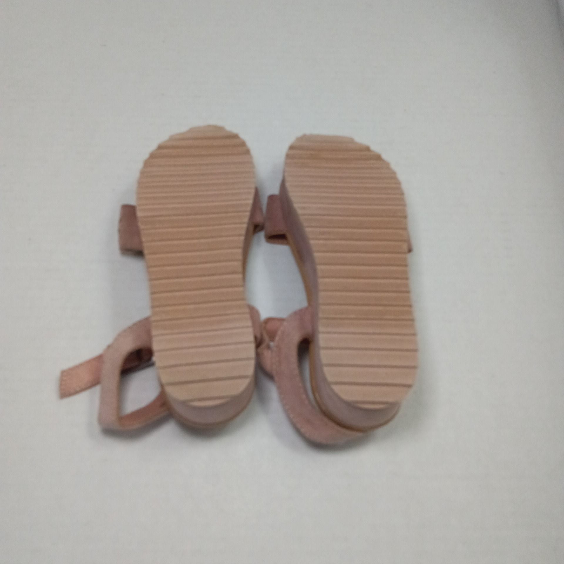 Old Navy Flamingo Pink Platform Sandals Size 12 9