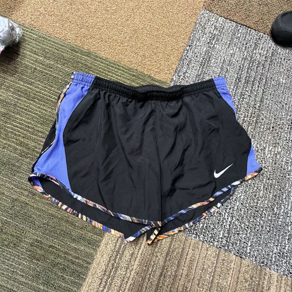 Nike Dri-Fit Running Shorts Women's Size Medium Black Purple Patterned