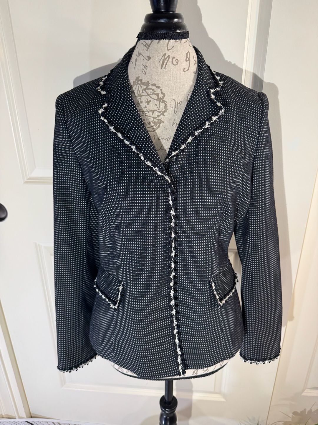 Nipon Boutique Black and White Tweed Blazer Size 10 2