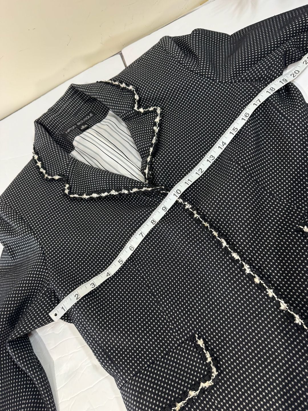 Nipon Boutique Black and White Tweed Blazer Size 10 6
