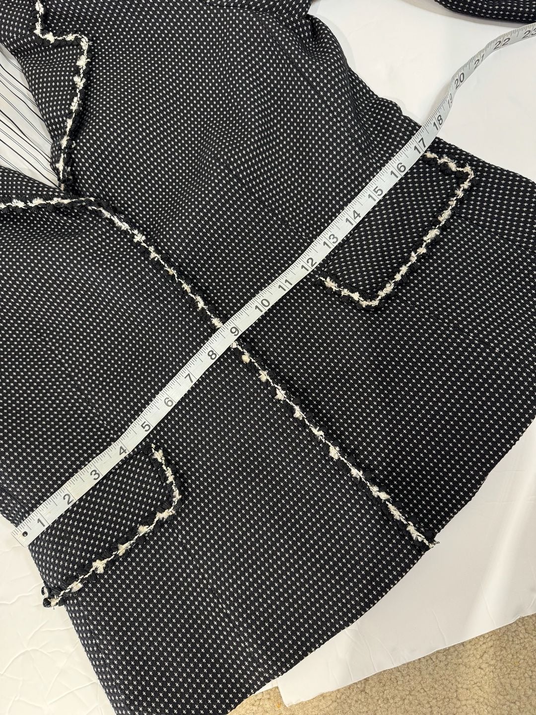 Nipon Boutique Black and White Tweed Blazer Size 10 7