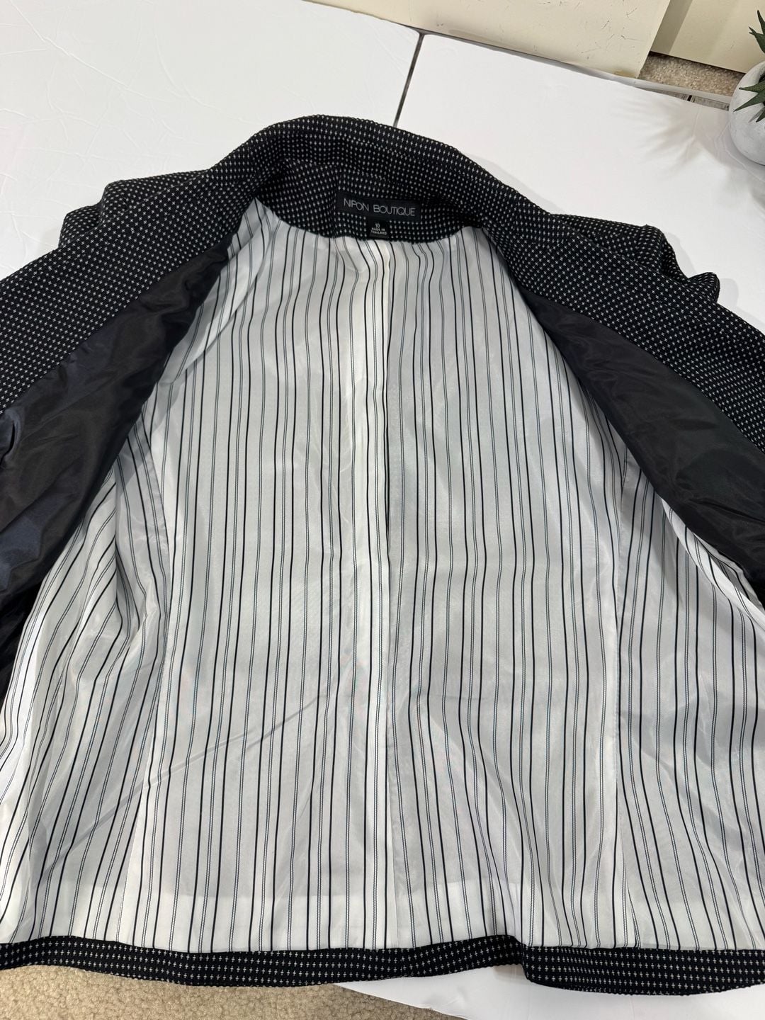 Nipon Boutique Black and White Tweed Blazer Size 10 9