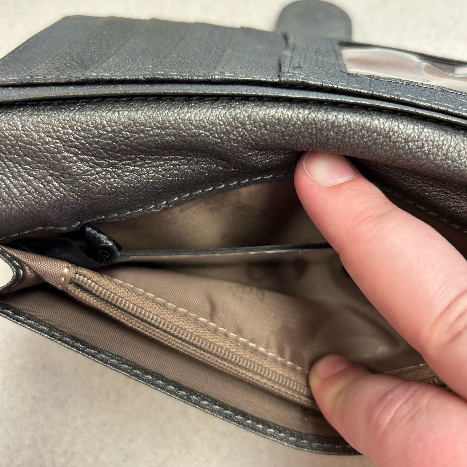 Cabela's 30-30 Win Metallic Leather Trifold Wallet 7
