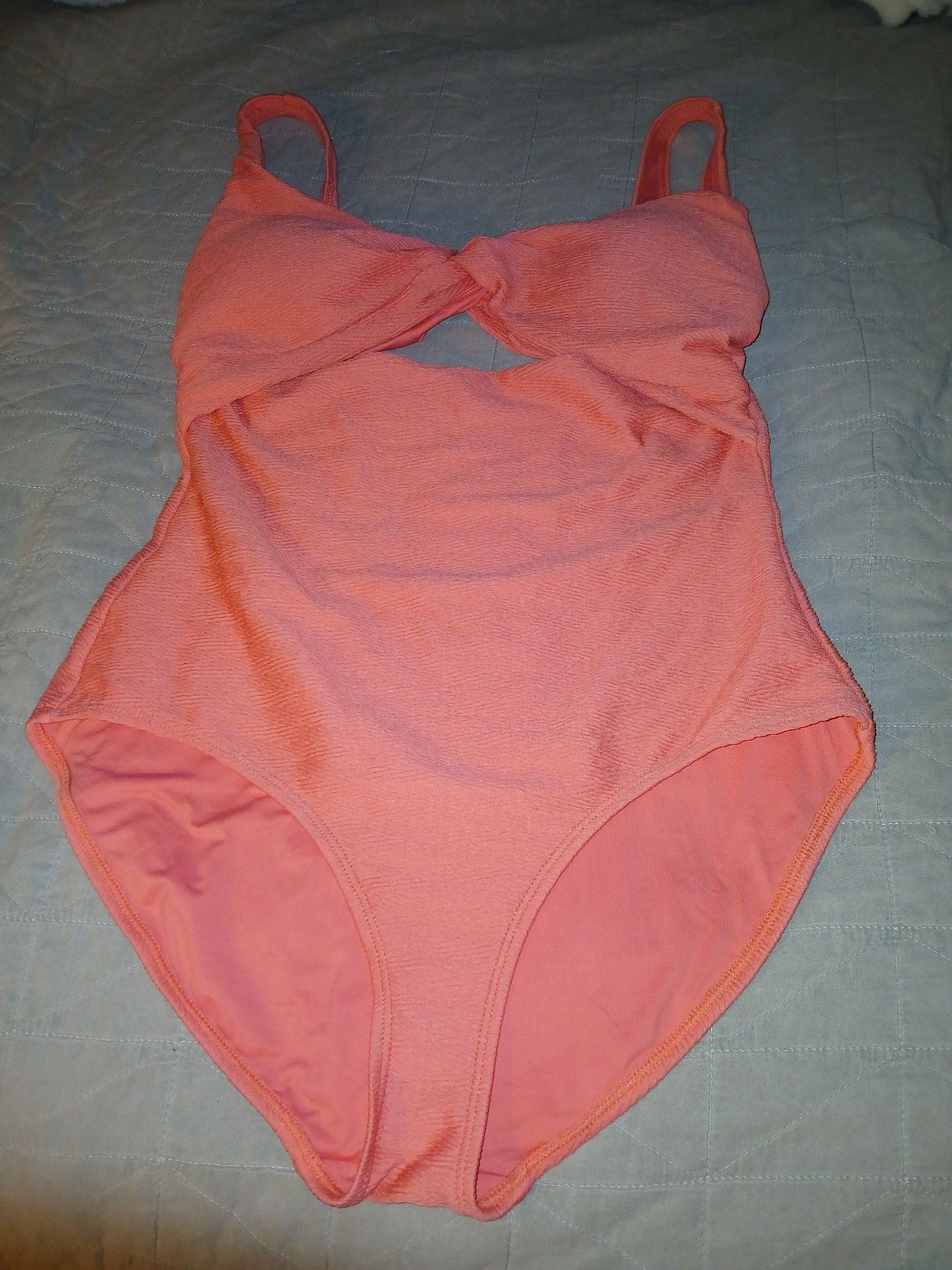 Ariane Cole Twist Front One-Piece Swimsuit Size 10 1