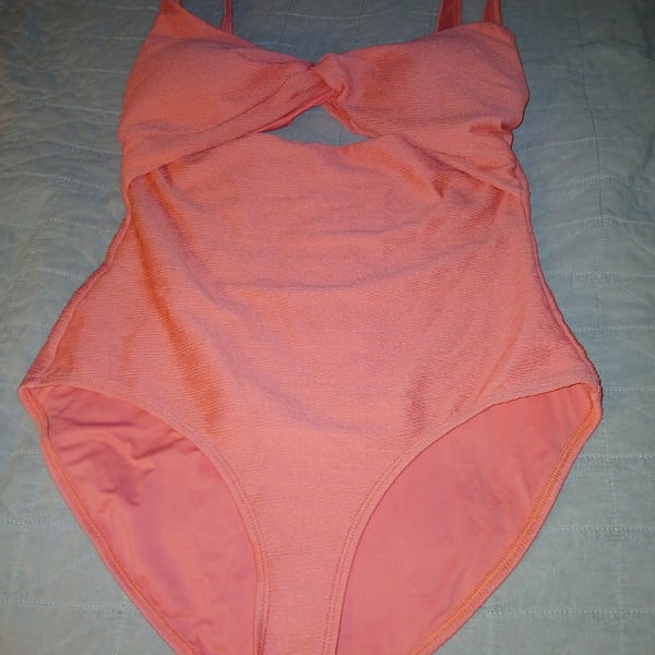 Ariane Cole Twist Front One-Piece Swimsuit Size 10