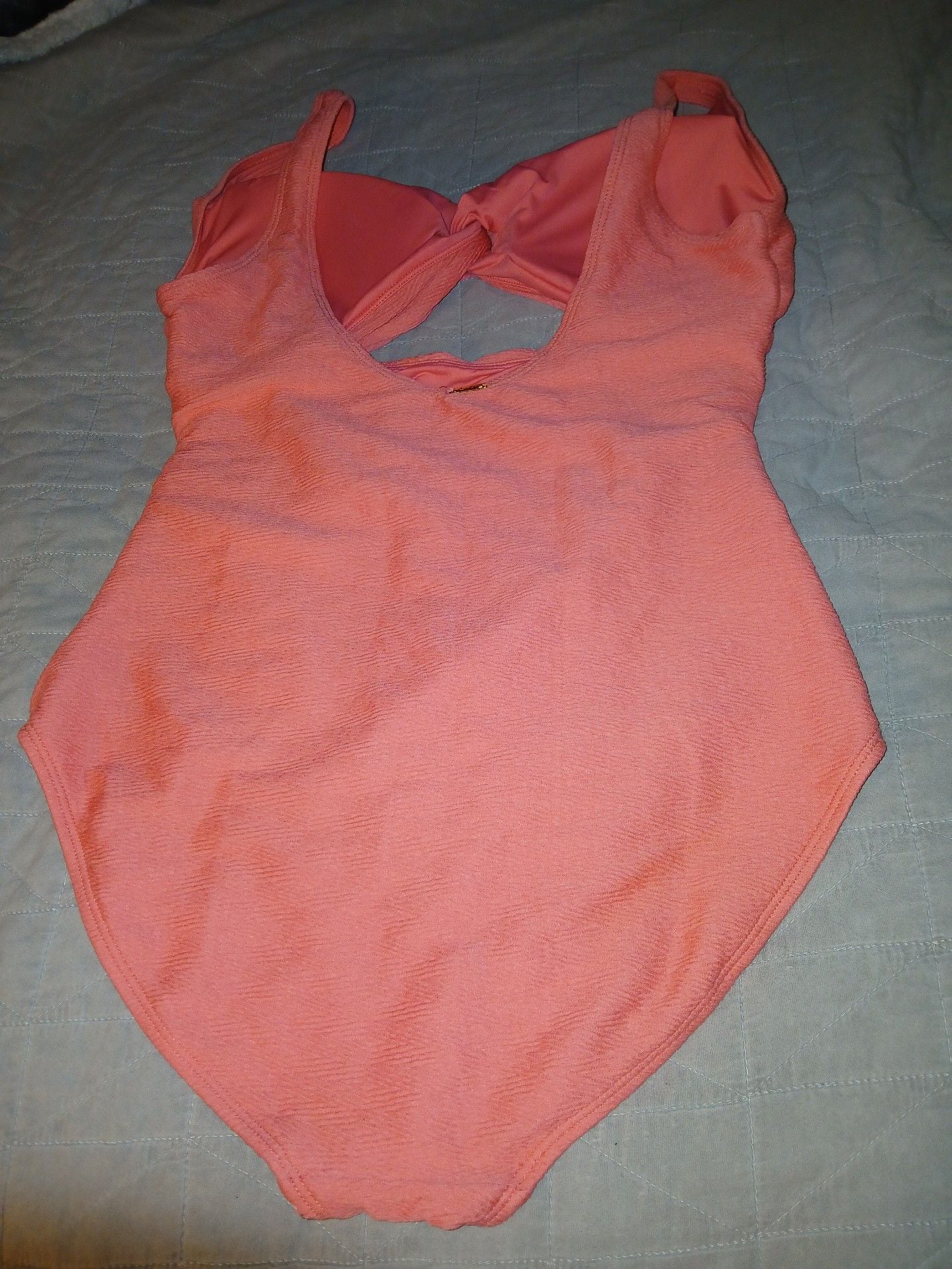 Ariane Cole Twist Front One-Piece Swimsuit Size 10 2