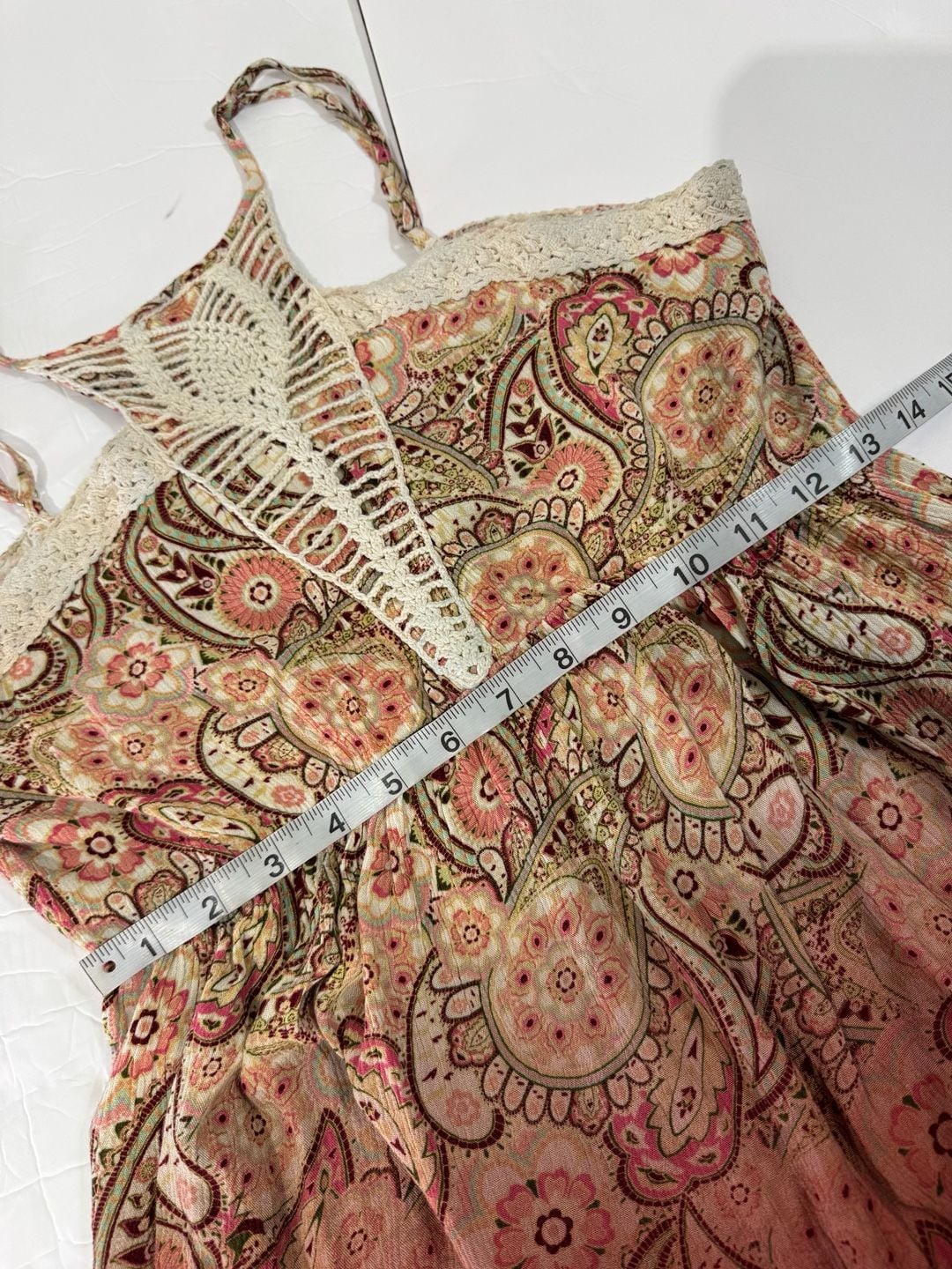 gimmicks by BKE Boho Paisley Halter Top Medium 5