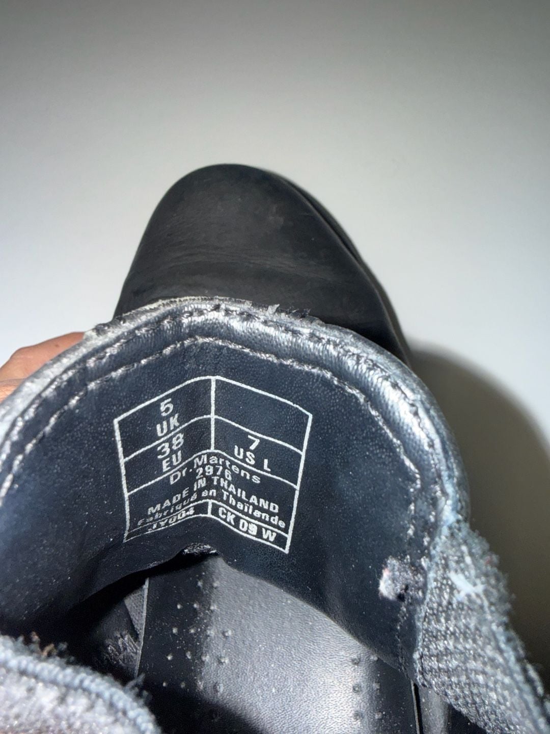 Dr. Martens 2976 Chelsea Boots Black Leather Size US 7 L 7