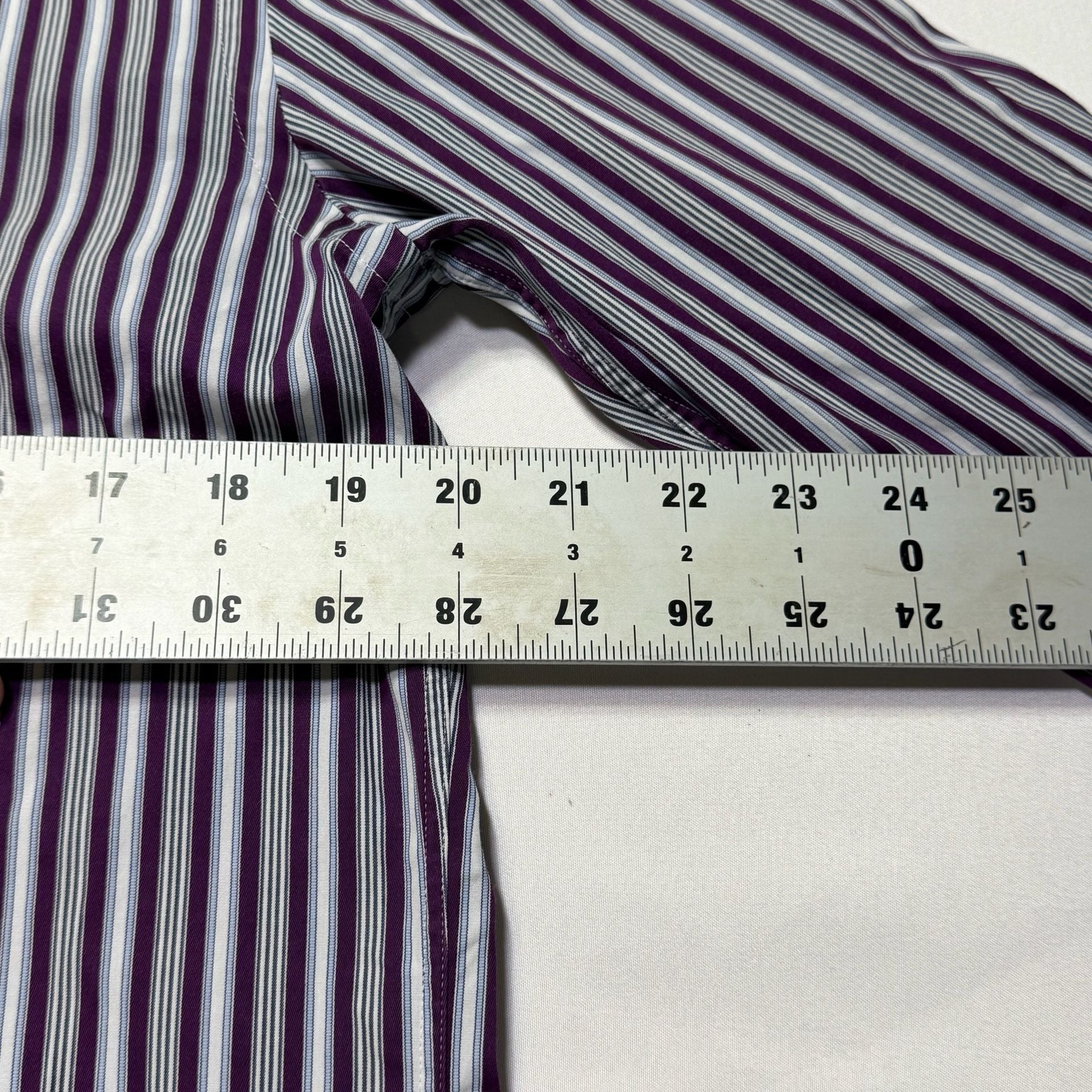 BOSS Hugo Boss Slim Fit Two Ply Striped Dress Shirt Size 16/41 8
