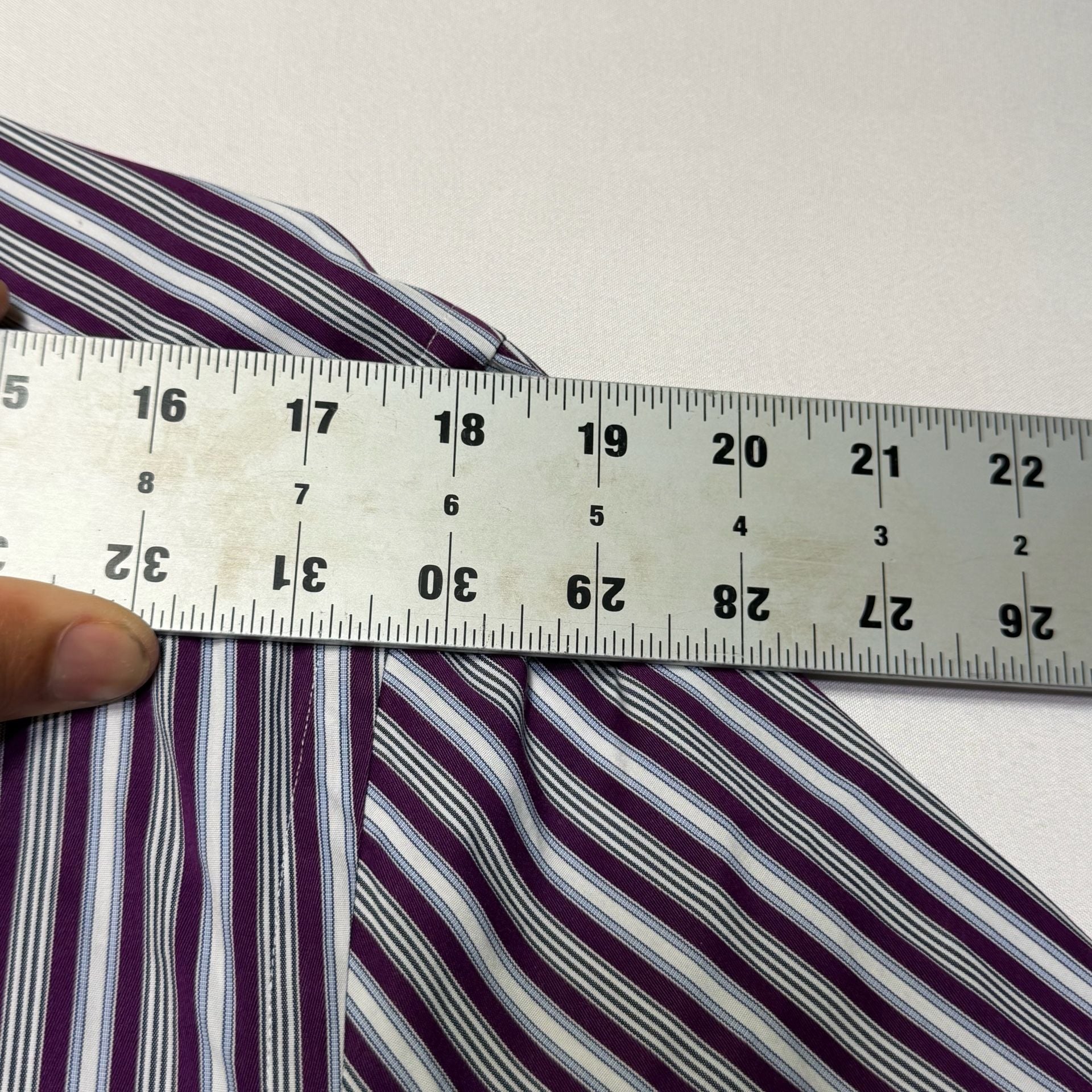 BOSS Hugo Boss Slim Fit Two Ply Striped Dress Shirt Size 16/41 9
