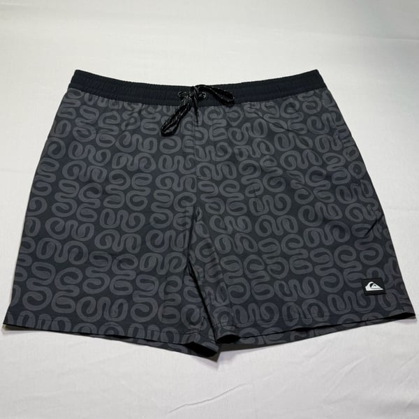 Quiksilver Men's Swim Trunk XL Black Patterned