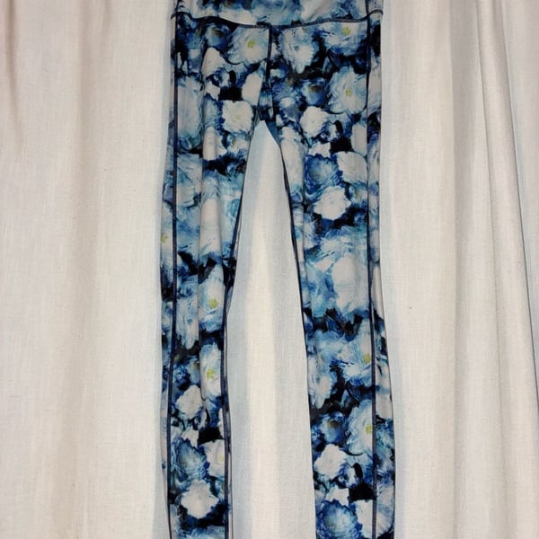 Athleta Floral Print Leggings Size ST