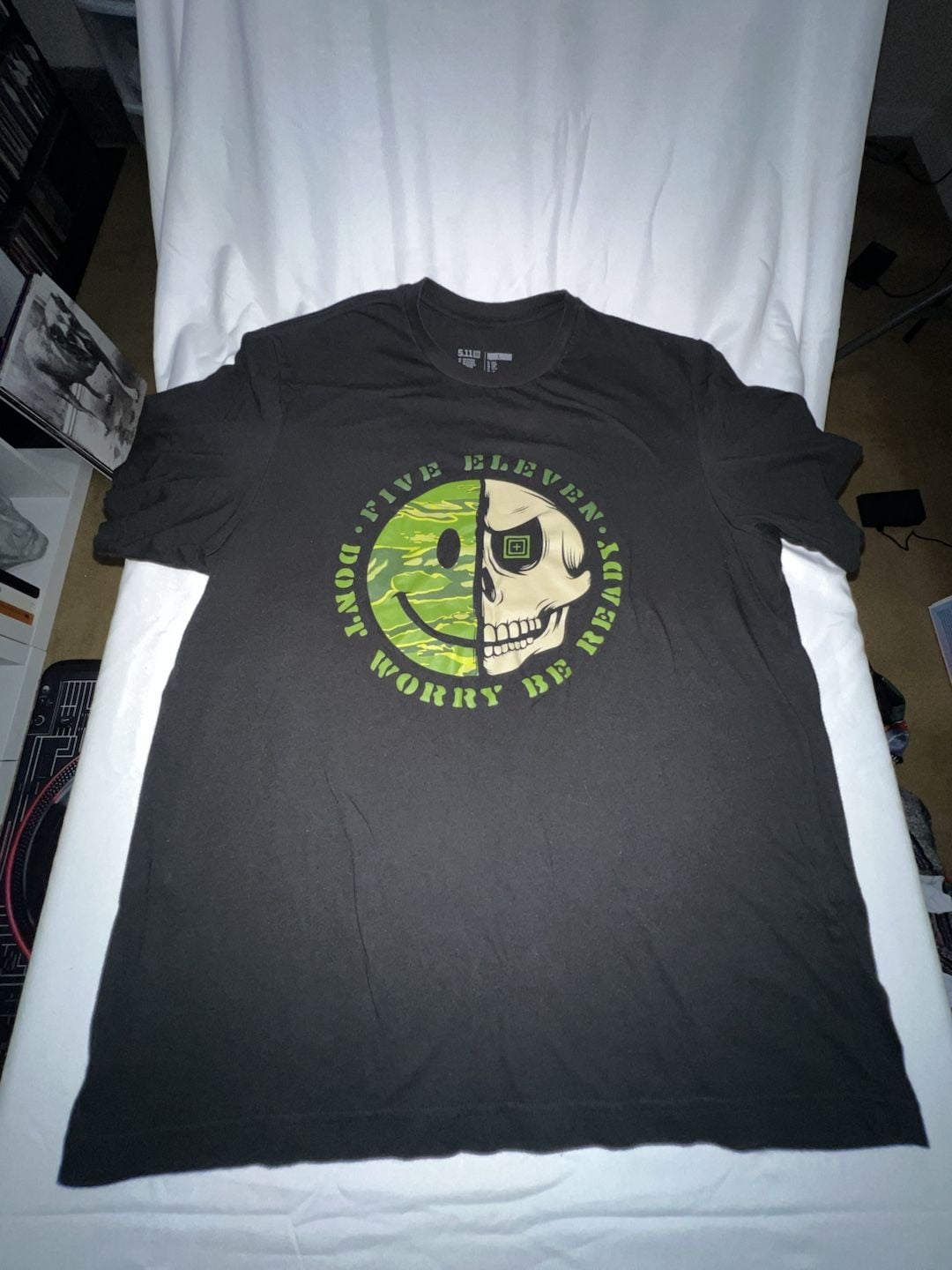 5.11 Tactical Don't Worry Be Ready Graphic T-Shirt Size Large 2