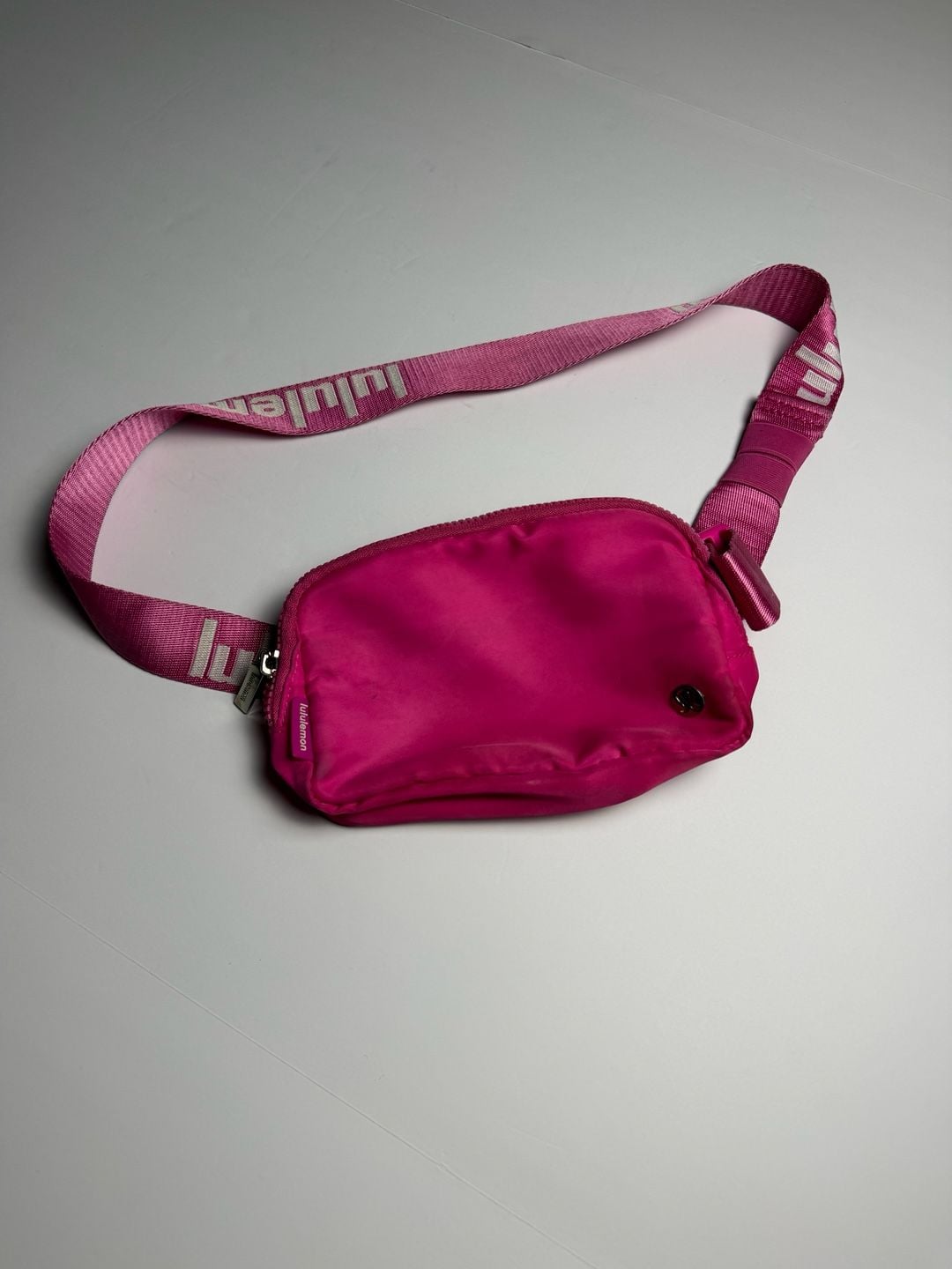 Lululemon Everywhere Belt Bag Pink 2