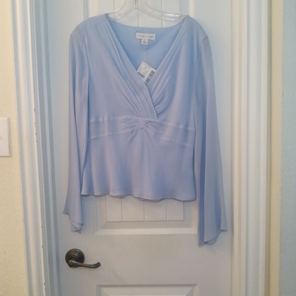 Casual Corner Light Blue Silk V-Neck Long Sleeve Blouse Size 12