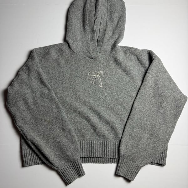 Hollister Gray Bow Embroidered Cropped Knit Hoodie Size XS