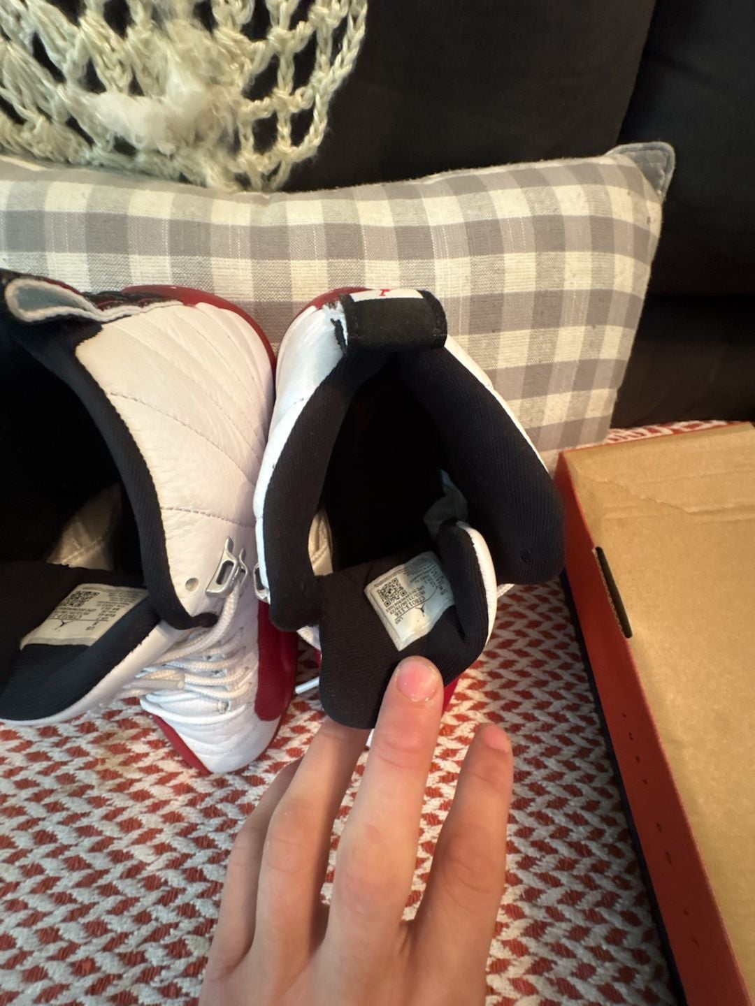 Nike Air Jordan 12 Retro Cherry Size 8 12