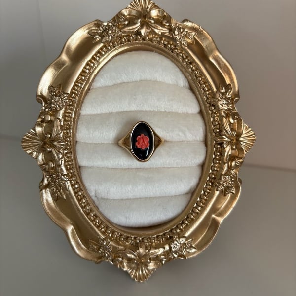 Vintage Avon Gold Tone, Faux Black Onyx and Pink Coral Midnight Rose Ring Size 6