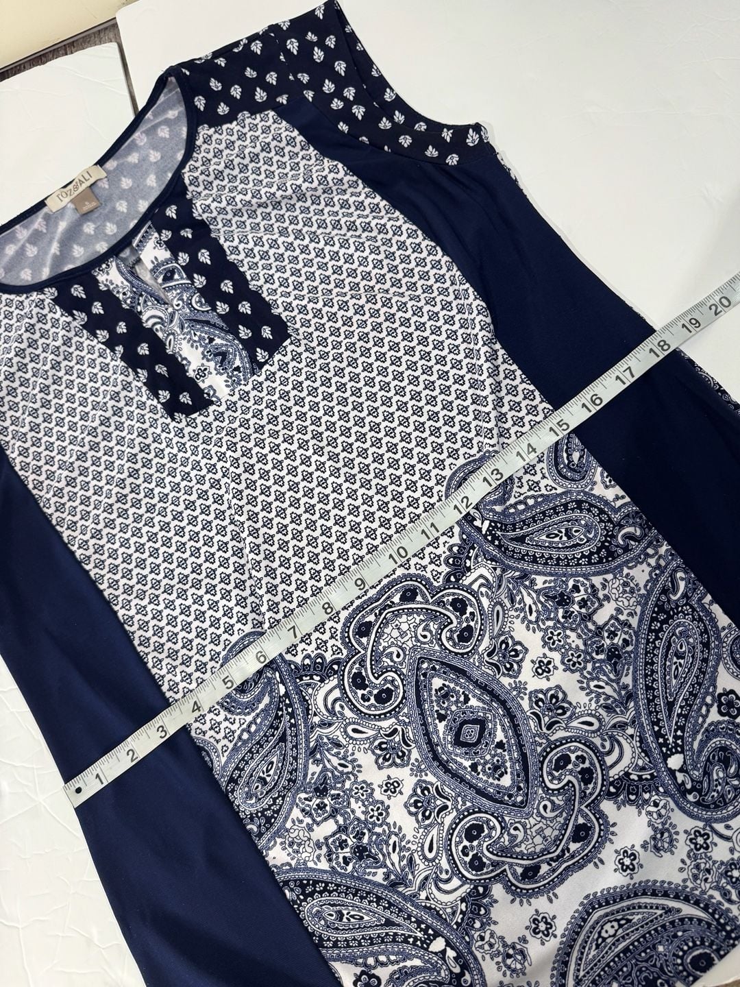 Roz & Ali Sleeveless Paisley Print Blouse Size S 7