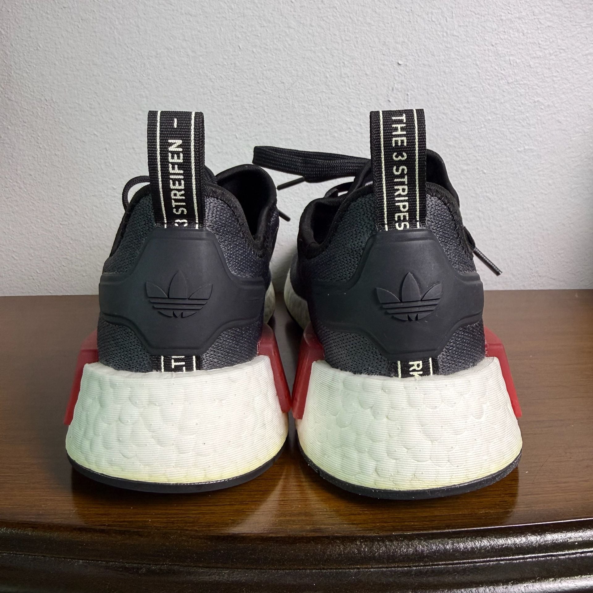 Adidas NMD_R1 Parley Size 6 Sneakers 3