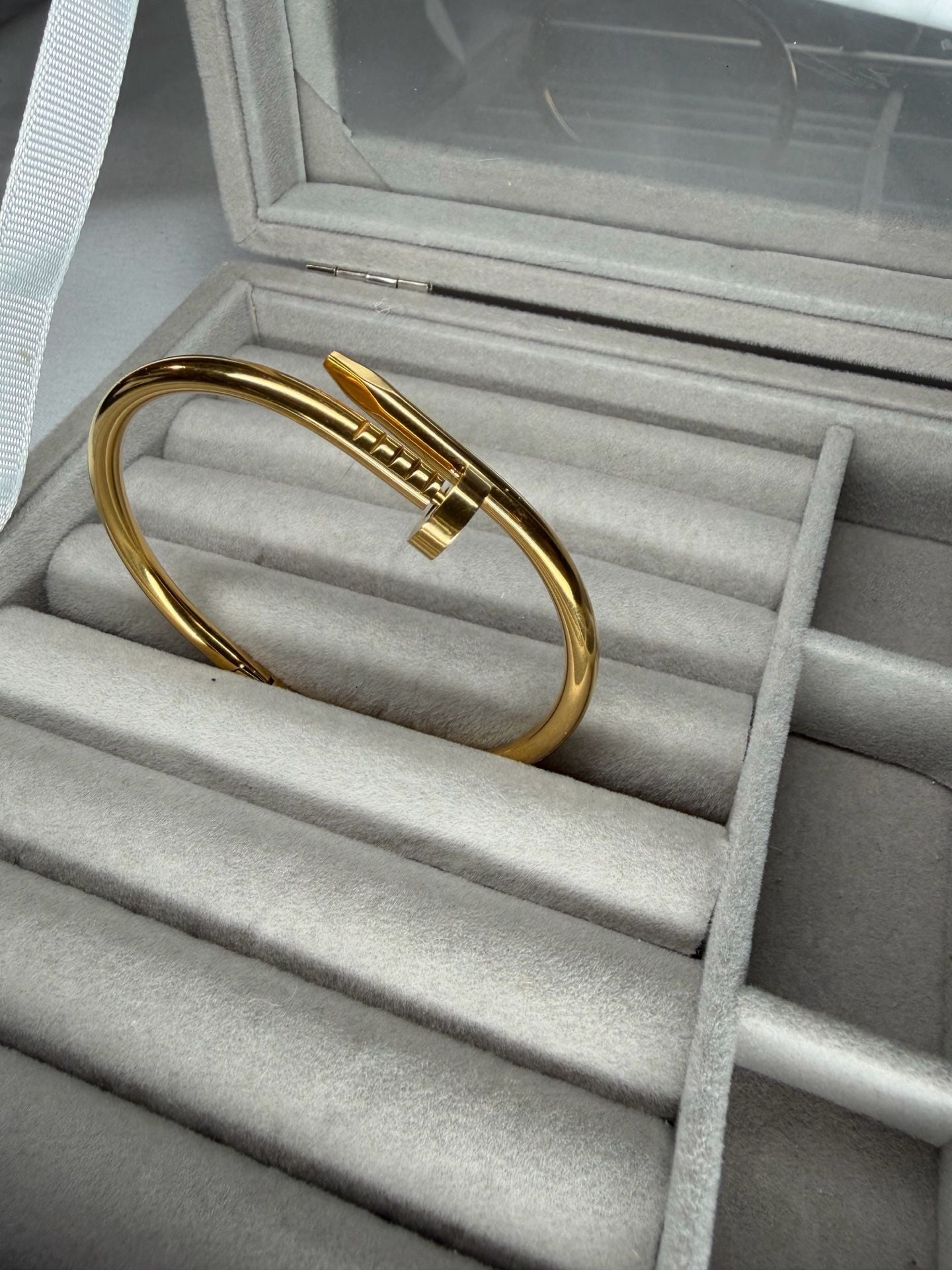 Trendy high quality fashion nail cuff bangle 3