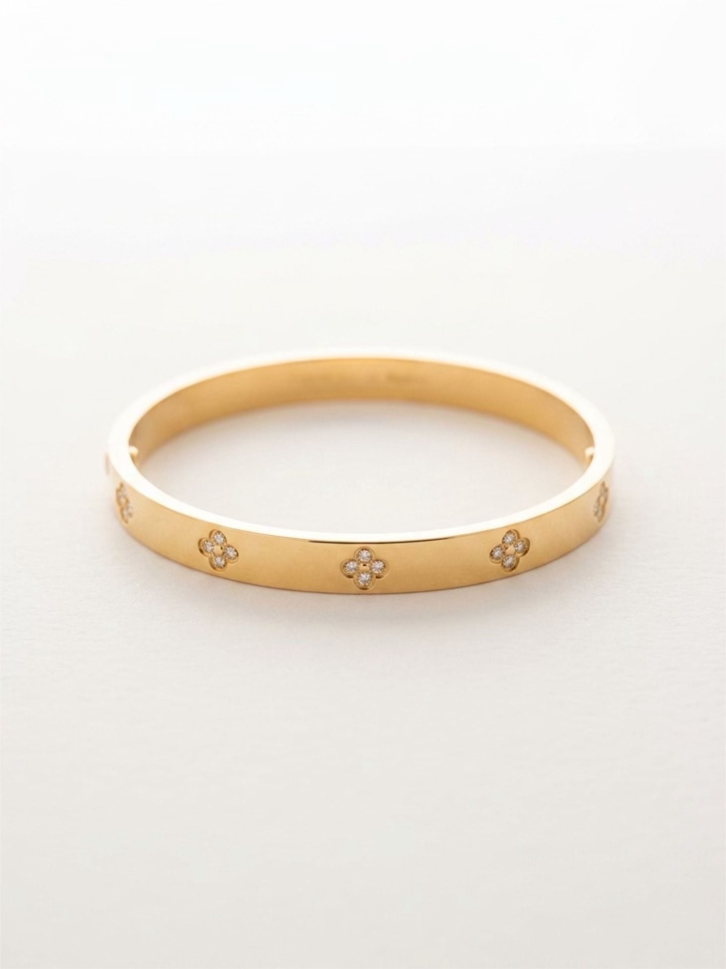 Trendy clover zircon bangle For Women 1