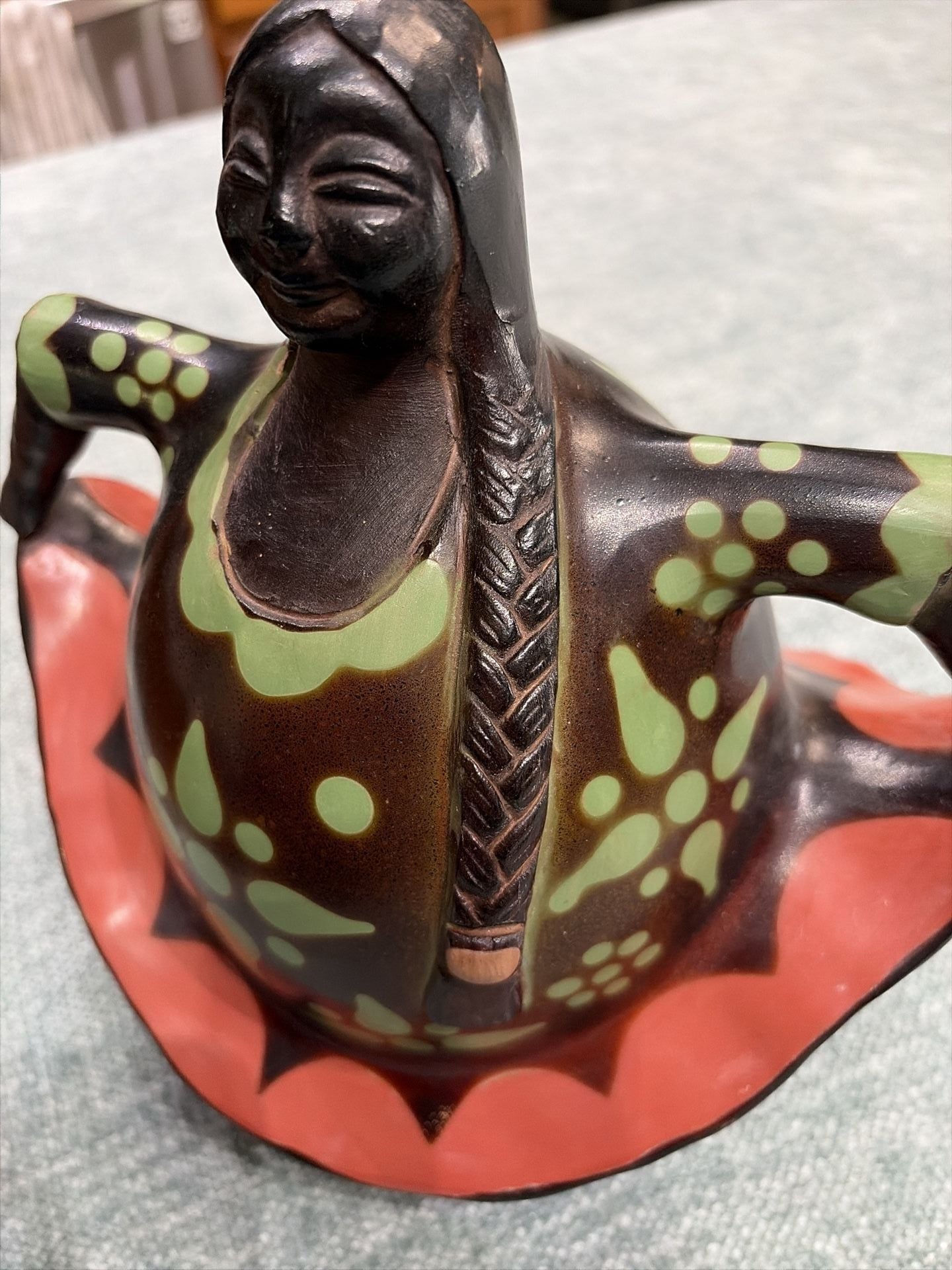 Chulucanas Peru Pottery Woman Dancing Figurine 9 inches 8