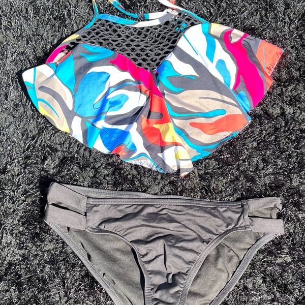 Apt. 9 Women's Size M Multi-Color Abstract Print Mesh High Neck Bikini Set