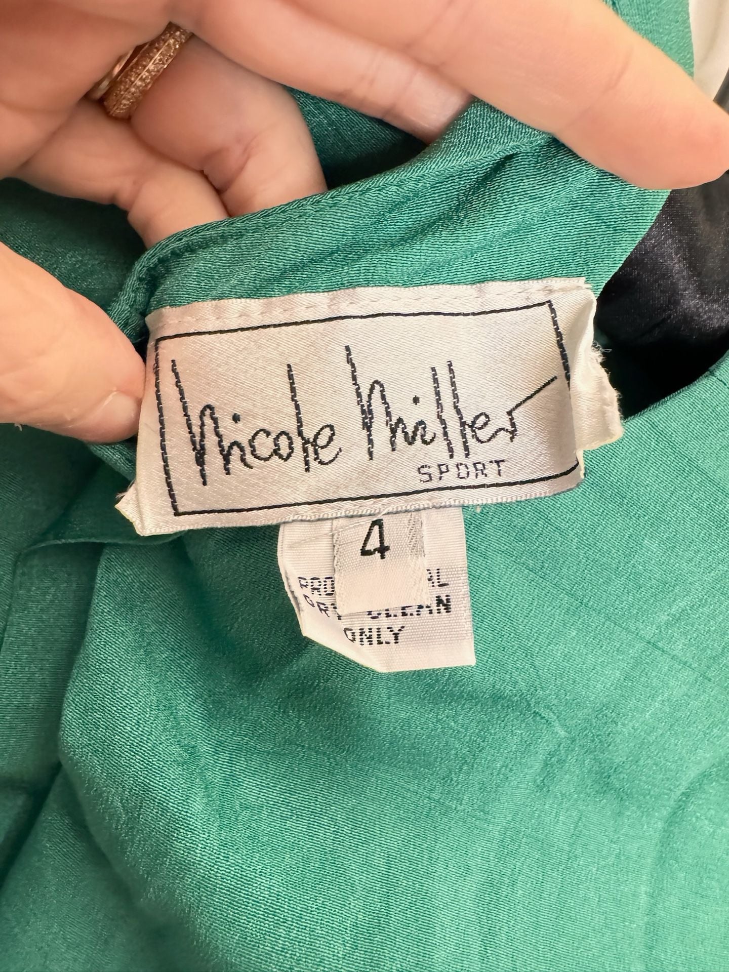 Vintage Nicole Miller Sport Green Button-Down Blouse Size 4. 90’s. Office. 5
