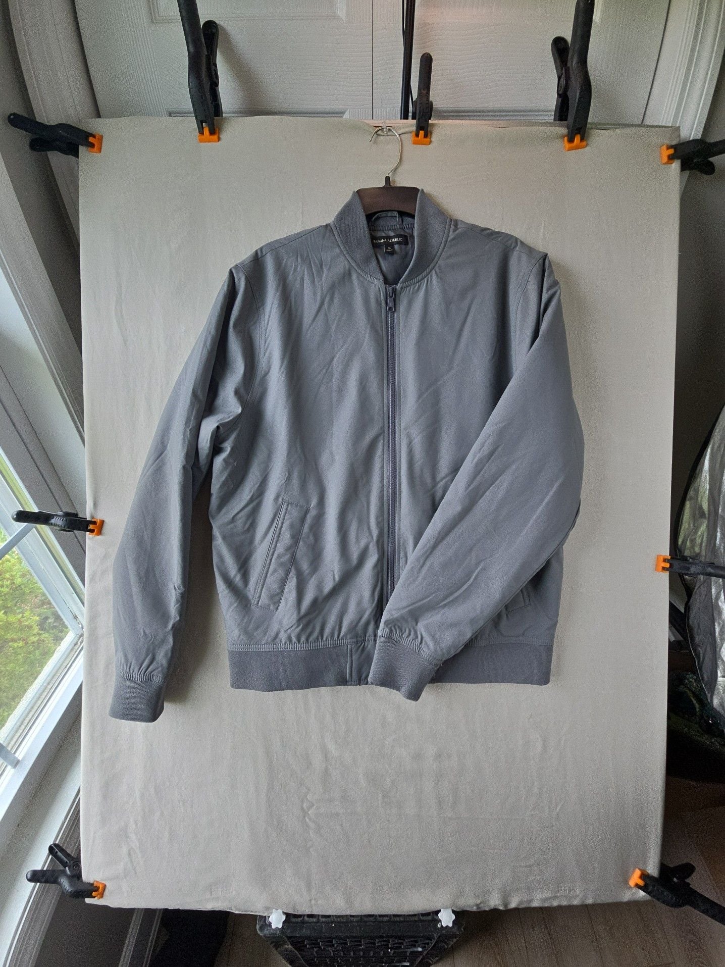 Banana Republic Men's Gray Bomber Jacket Size M 2