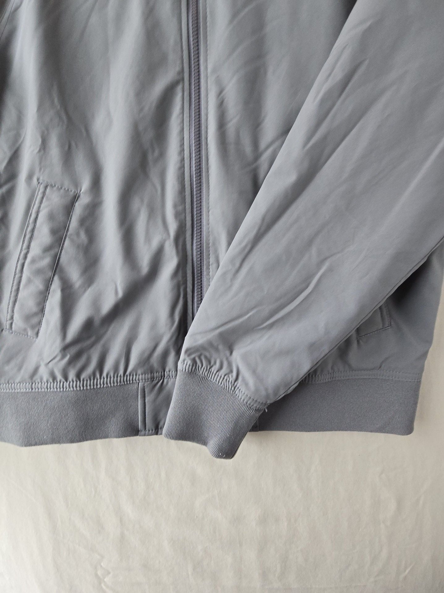 Banana Republic Men's Gray Bomber Jacket Size M 6