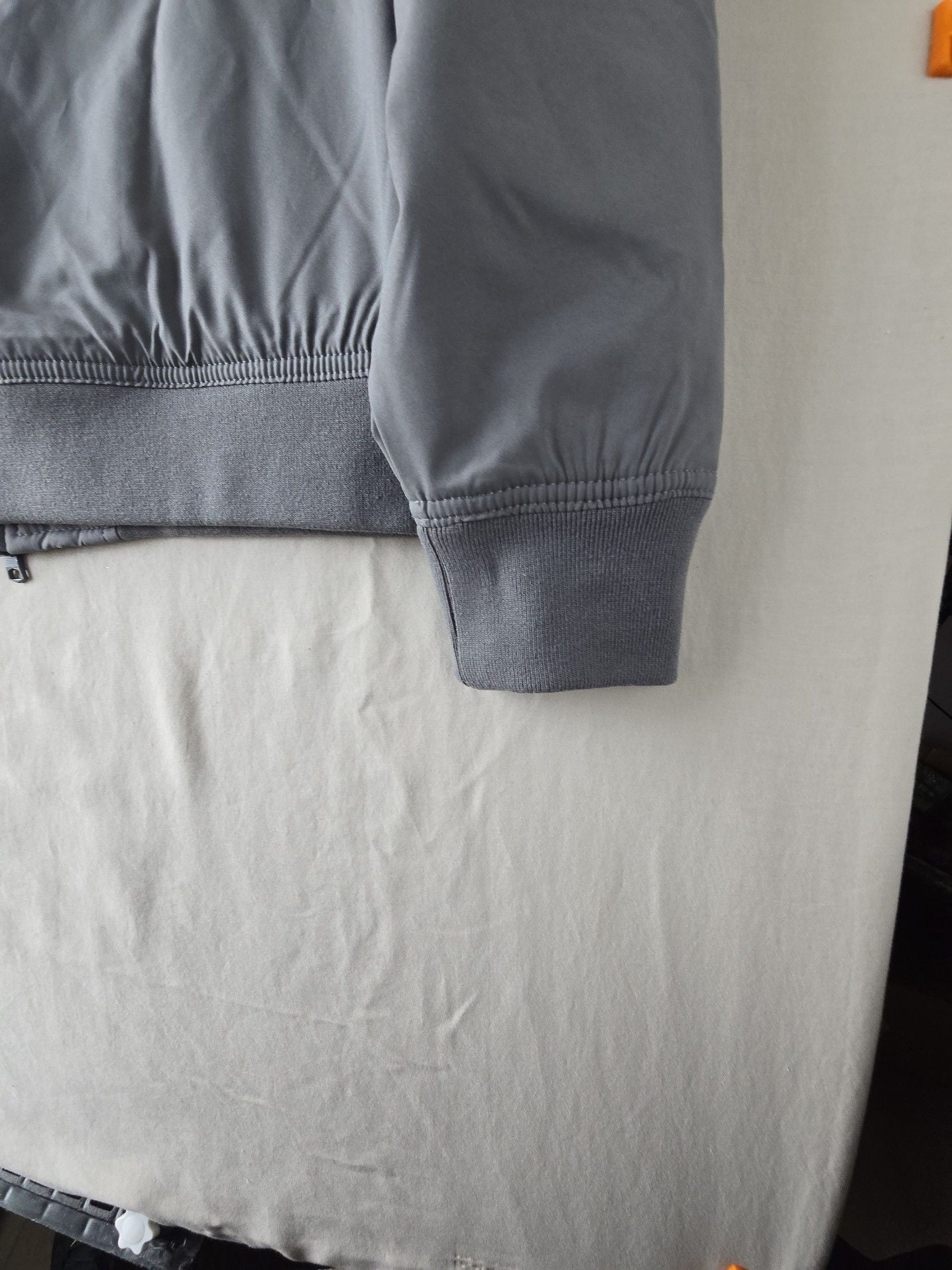 Banana Republic Men's Gray Bomber Jacket Size M 13