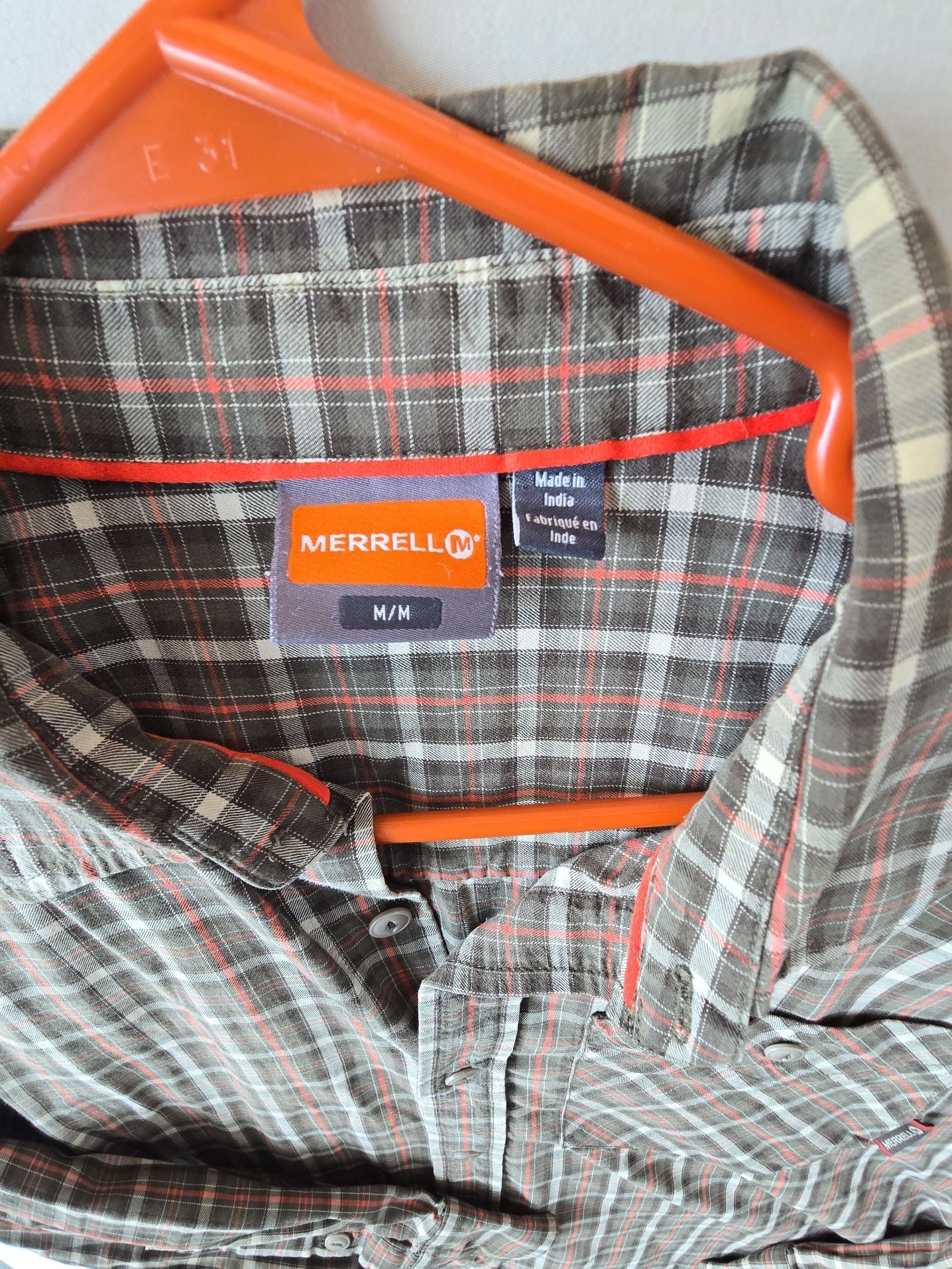 Merrell Men's Long Sleeve Plaid Button Down Shirt Size M 9