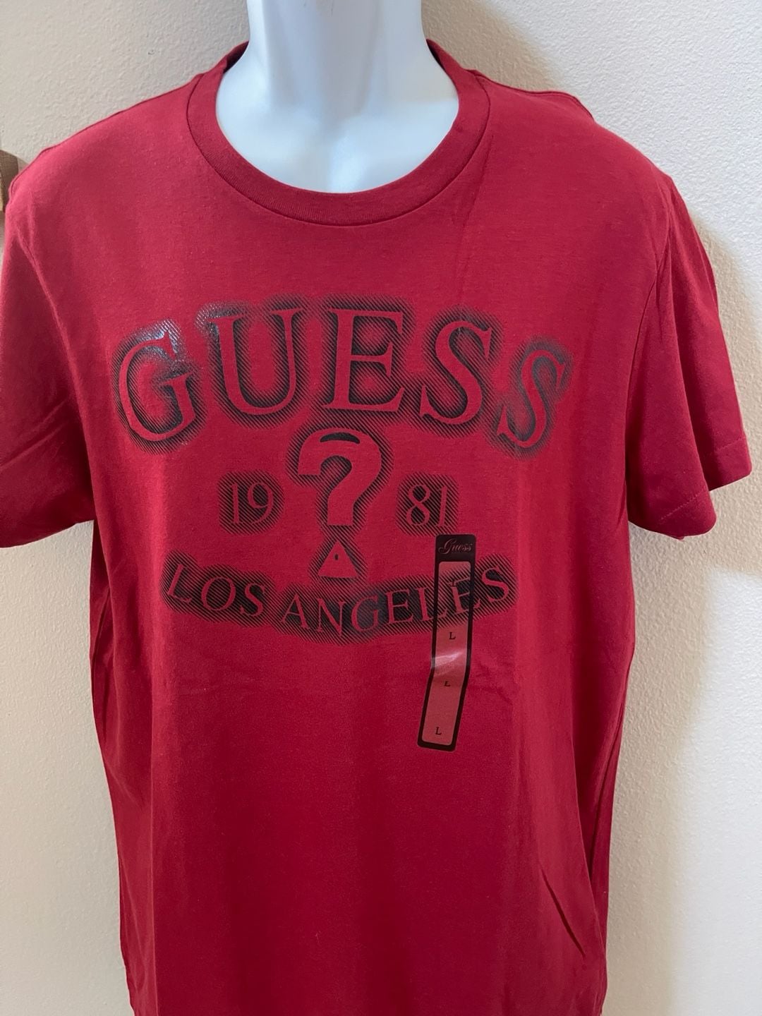 Guess 1981 Los Angeles Graphic T-Shirt Red Size Large 2