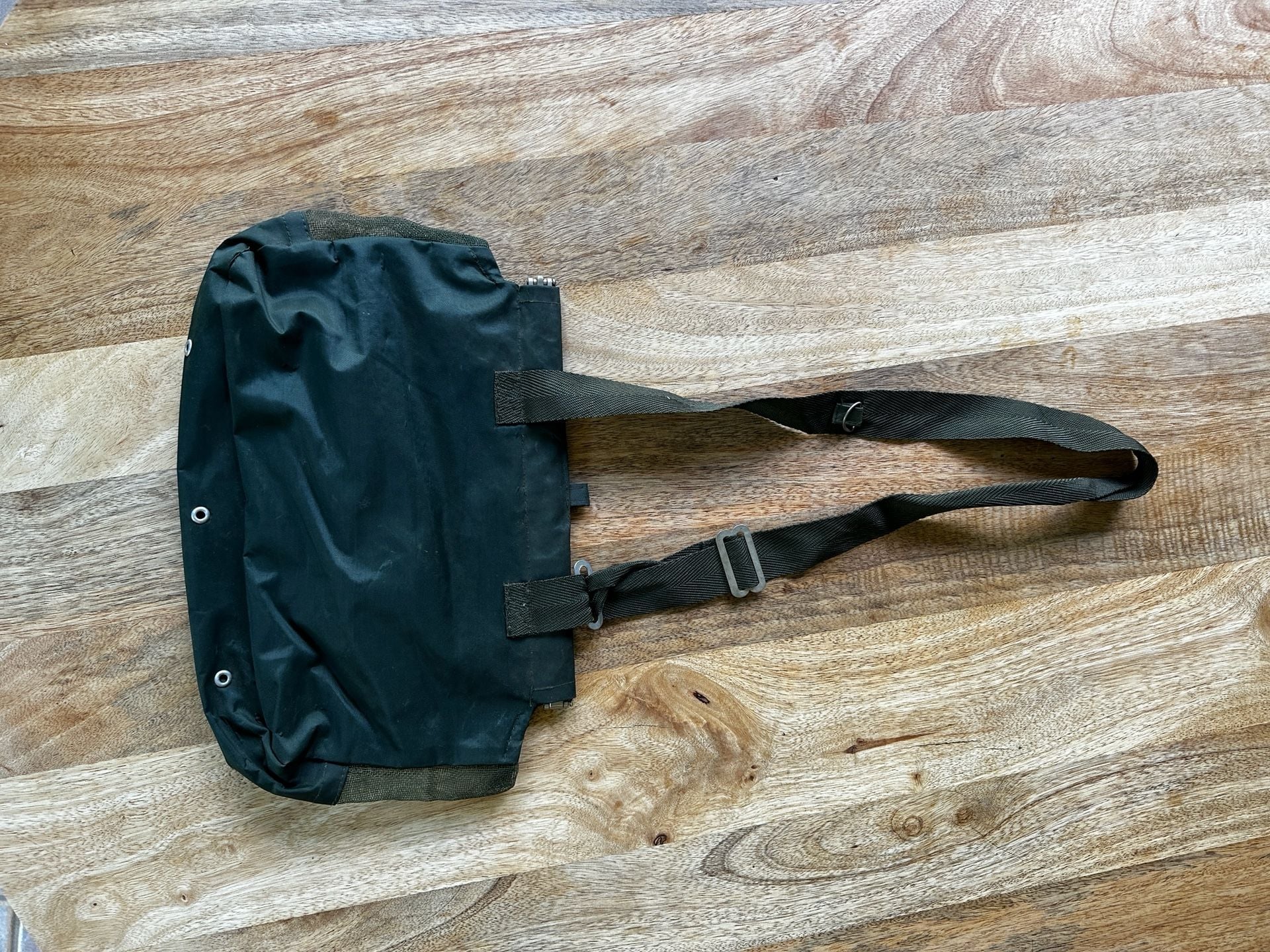 Vintage Olive Green Fishing Tackle Shoulder Bag 2